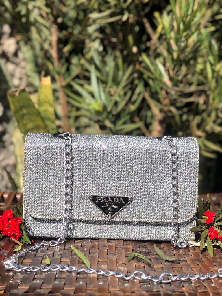 Bolsa Prada Mid de Ombro Clutch em Lurex Brilho